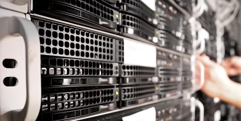 servers webhost